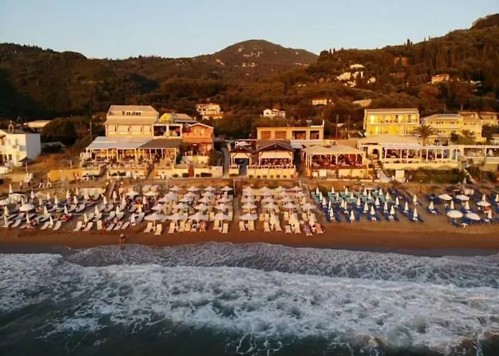 בית נופש Glorious Sunset & Sea View Mariastella 5 *