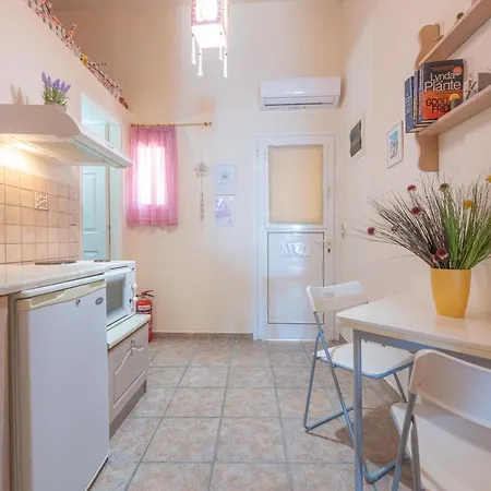 Glorious Sunset & Sea View Mariastella 5 Vakantiehuis